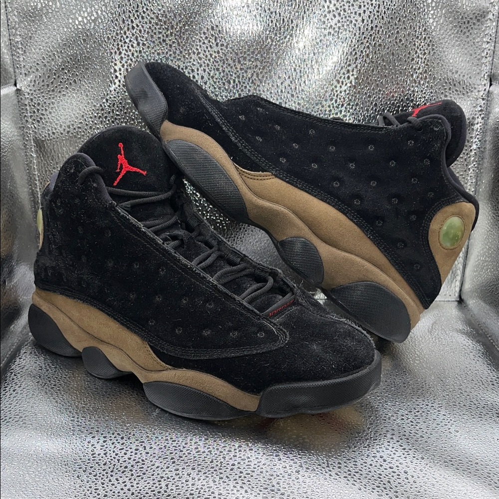 Men’s Jordan retro 13 “OLIVE” Size 10 (NO BOX)
